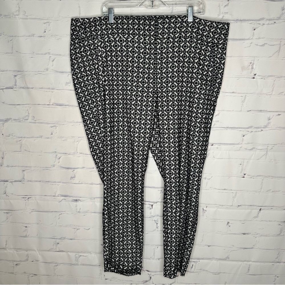 Lane‎ Bryant size 22 black & white pants